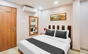 Hotel O Akshardham Palace Inn
